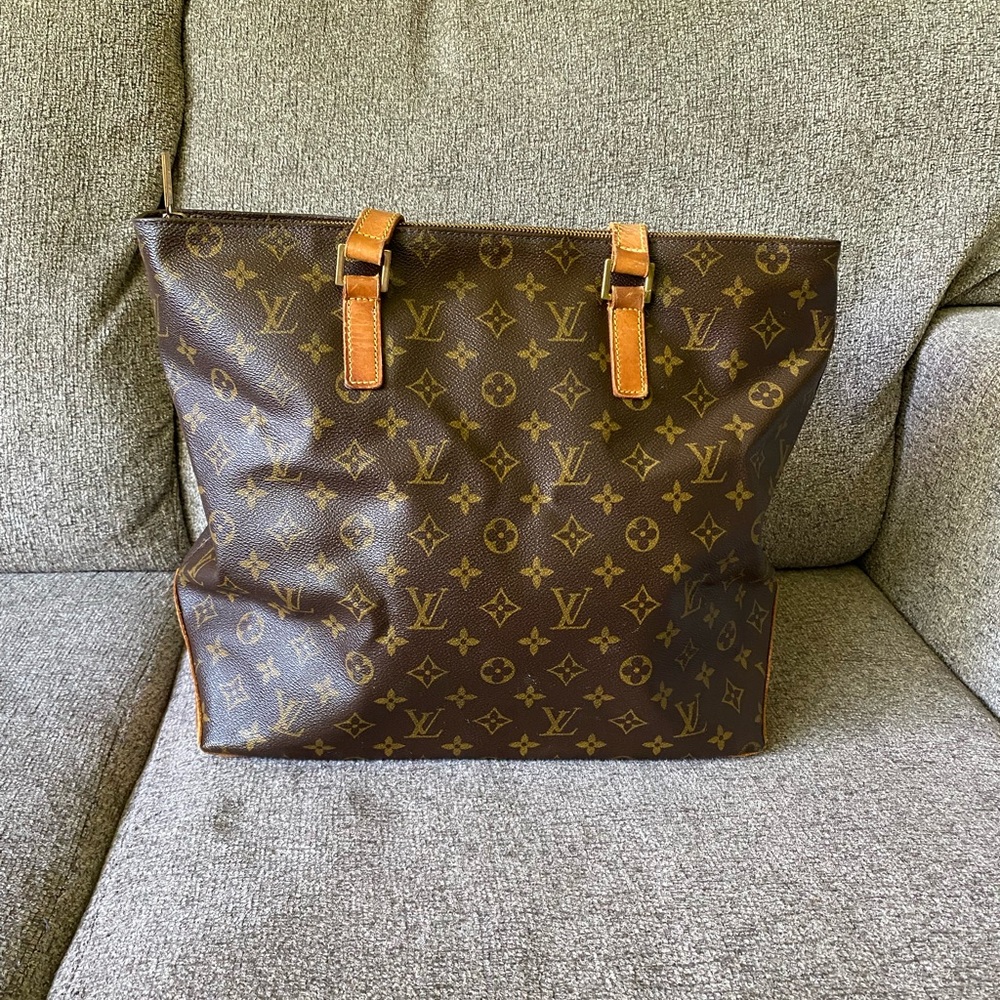 Authentic Louis Vuitton Cabas Mezzo
